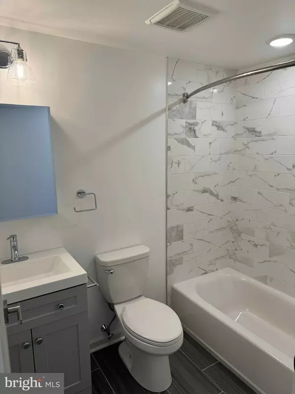 Philadelphia, PA 19128,404 FOUNTAIN ST #414