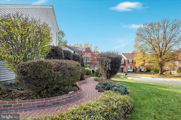 Ashburn, VA 20147,43879 GLENHAZEL DR