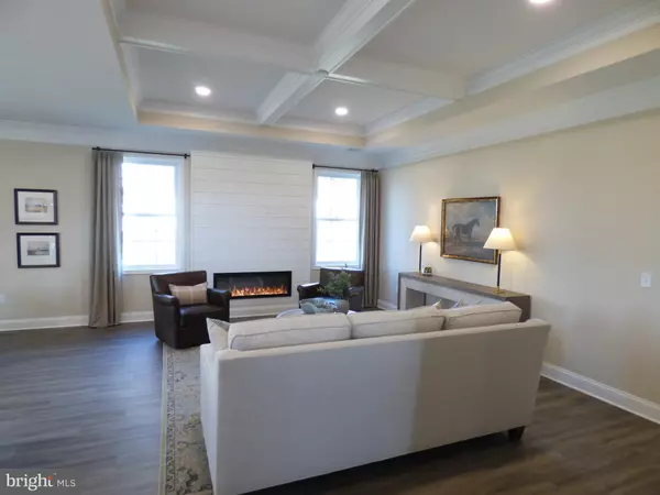 York, PA 17402,616 BLUFF STONE DRIVE