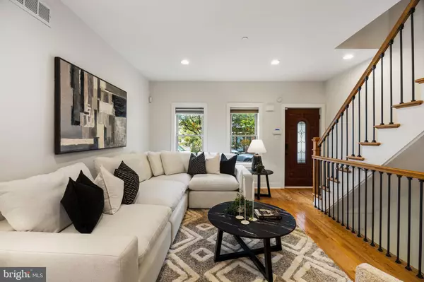 Philadelphia, PA 19146,2140 CARPENTER ST