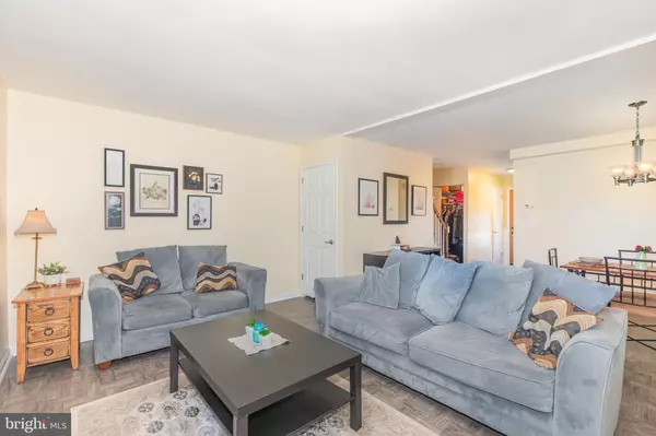 Mechanicsburg, PA 17055,732 ALLENVIEW DR