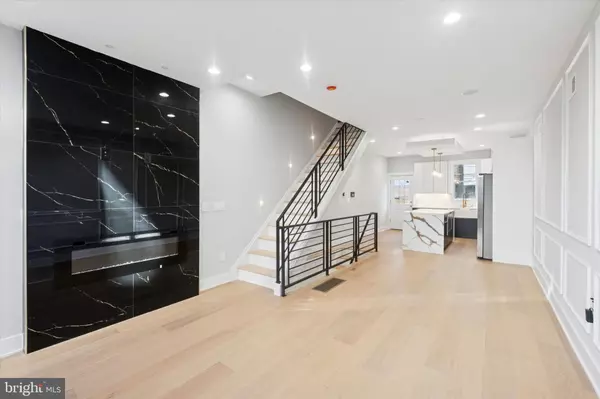 Philadelphia, PA 19148,408-410 CANTRELL ST