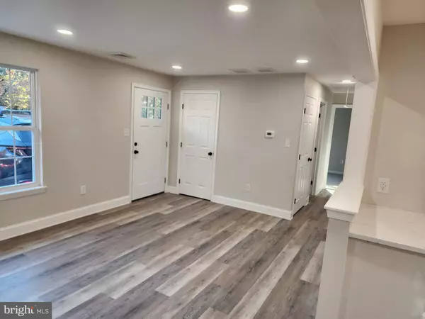 Pine Hill, NJ 08021,130 E CLEARVIEW AVE