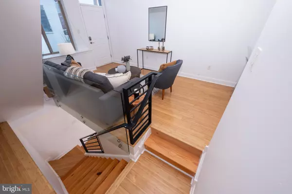 Philadelphia, PA 19125,2102-00 BERGES ST #A