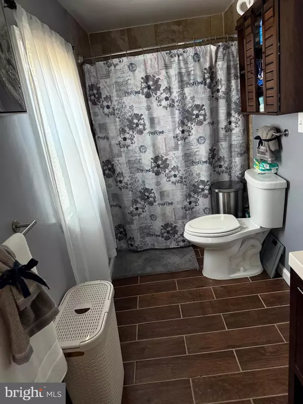 District Heights, MD 20747,6807 ELMHURST ST