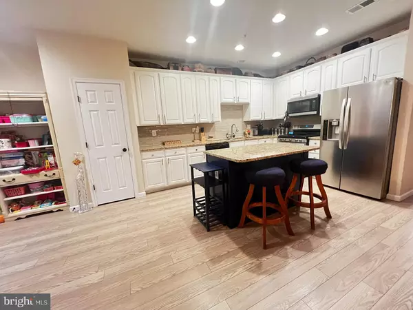 Edgewater, MD 21037,29 TORRAN CT