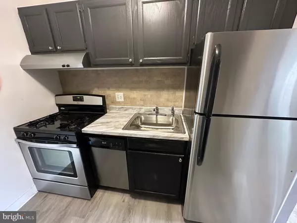 Woodbridge, VA 22192,12705 DARA DR #T1