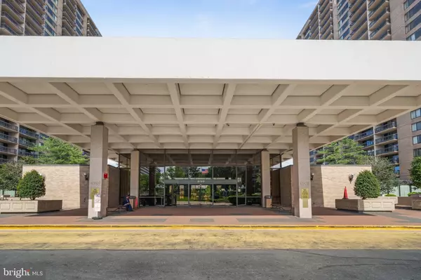 Falls Church, VA 22041,3701 S GEORGE MASON DR #2317N