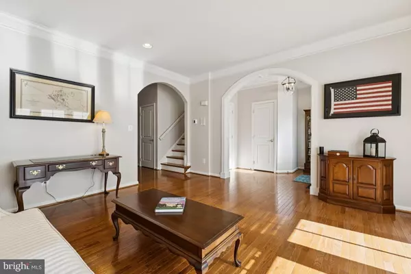 Lorton, VA 22079,7744 GRANDWIND DR