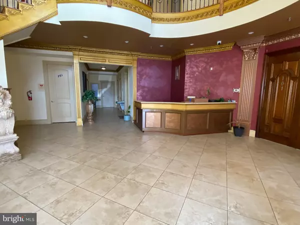 Philadelphia, PA 19116,10065-67 SANDMEYER LN #203