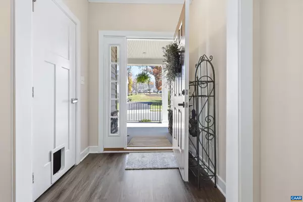 Charlottesville, VA 22903,5227 SPARROW HILL LN