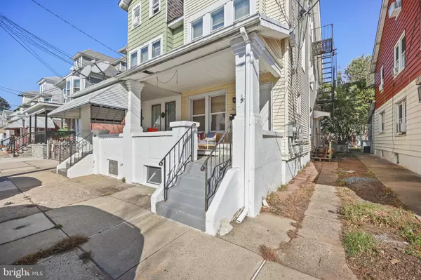 Trenton, NJ 08629,336 COLUMBUS AVE #2