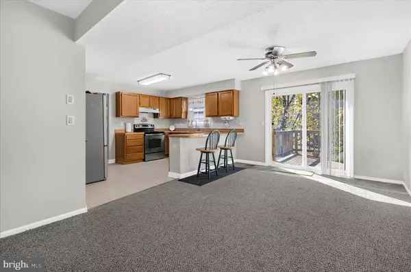 Baltimore, MD 21225,403 THORNHILL CT