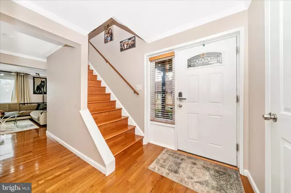 Elkridge, MD 21075,5880 CRITTER CT #9-06