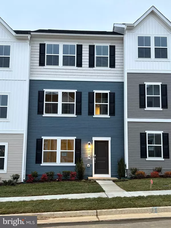 403 18TH AVE, Ranson, WV 25438