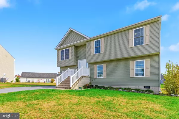 Martinsburg, WV 25404,53 PALESTINE WAY