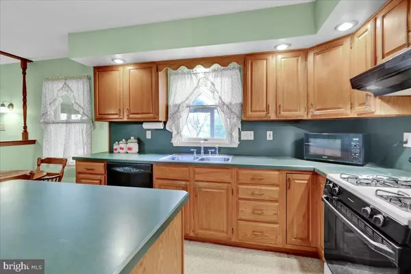 Reading, PA 19608,2943 REEDY RD