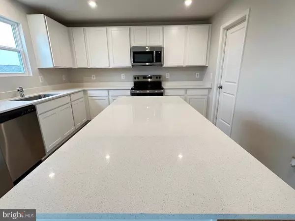 Charles Town, WV 25414,36 PATTERSON RD