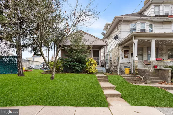 705 WOODLAND ST, Trenton, NJ 08610