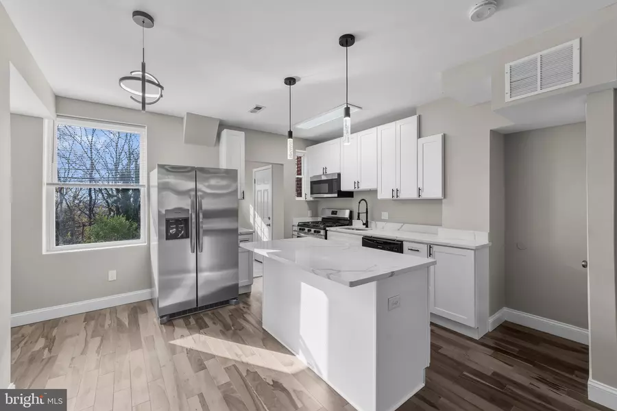 3307 RAVENWOOD AVE, Baltimore, MD 21213