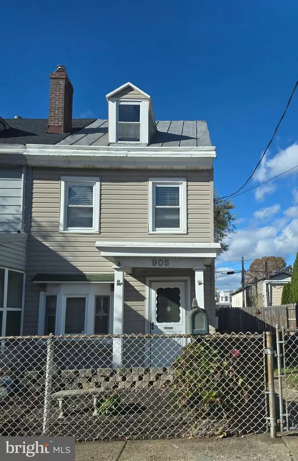 905 GARDEN ST, Bristol, PA 19007