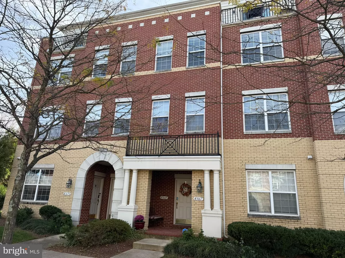 Leesburg, VA 20176,43669 MCDOWELL SQ