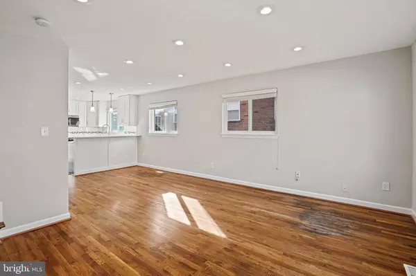 Washington, DC 20012,32 UNDERWOOD ST NW