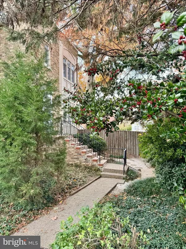 Arlington, VA 22204,3135 14TH ST S