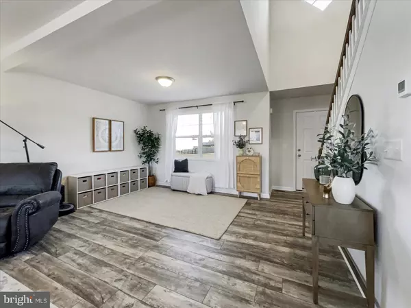 York, PA 17408,1127 ALDER CT