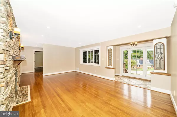 Silver Spring, MD 20903,1925 PAGEBROOK RD