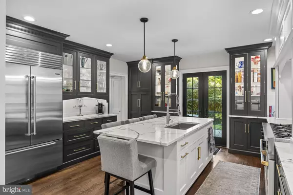 863 GOLF VIEW RD, Moorestown, NJ 08057