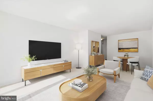 Philadelphia, PA 19102,1420-00 LOCUST ST #7M