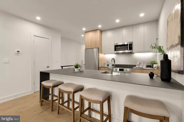 Washington, DC 20007,2647 41ST ST NW #2