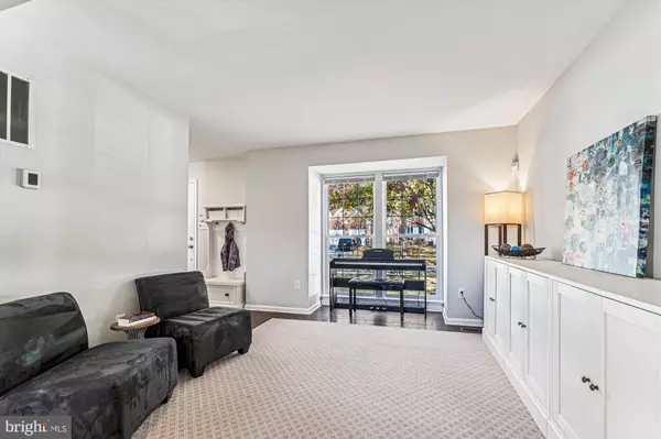 Germantown, MD 20874,17302 AUTUMN HARVEST CT