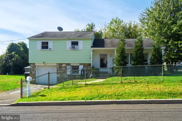 1625 PARK AVE, Willow Grove, PA 19090