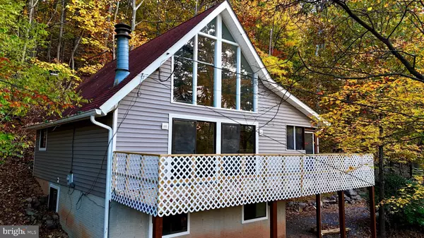 Gerrardstown, WV 25420,646 GLENWOOD LN