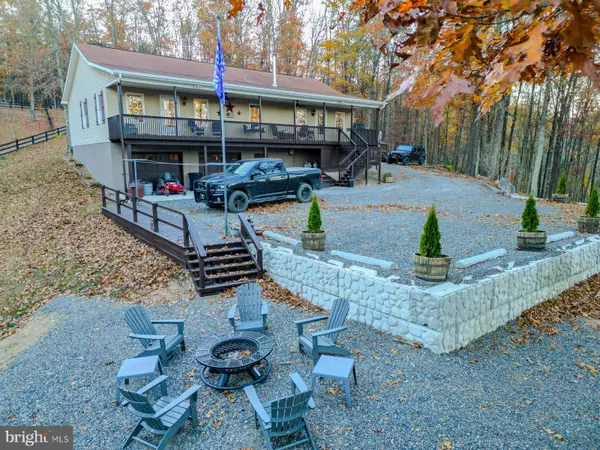 216 ANGEL COUNTRY LN, Paw Paw, WV 25434