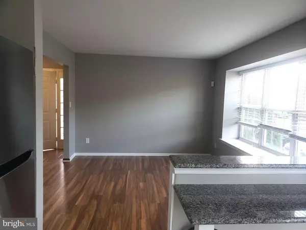 Mount Laurel, NJ 08054,5002 ESSEX LN