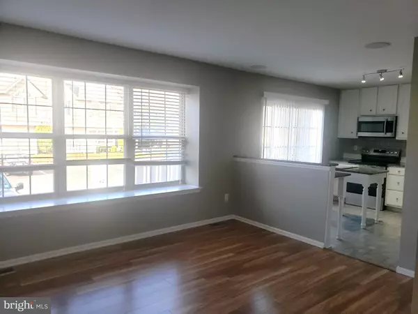 Mount Laurel, NJ 08054,5002 ESSEX LN