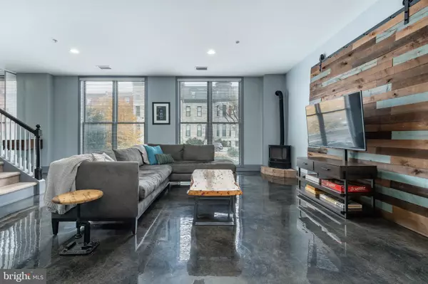 Philadelphia, PA 19130,1910 SPRING GARDEN ST #1