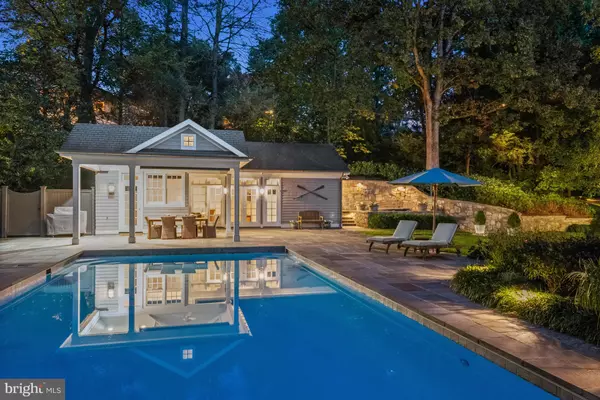 Washington, DC 20016,3033 UNIVERSITY TER NW