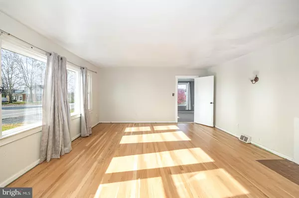 Annville, PA 17003,735 W MAIN ST