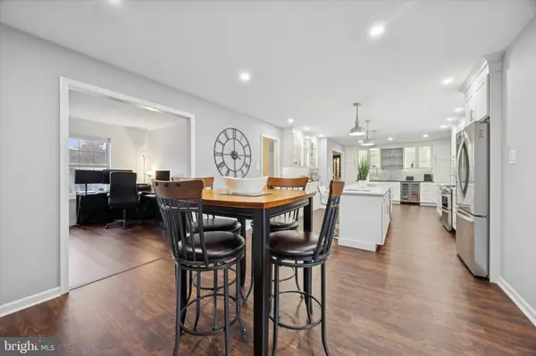 Upper Chichester, PA 19061,4103 FOX MILL DR