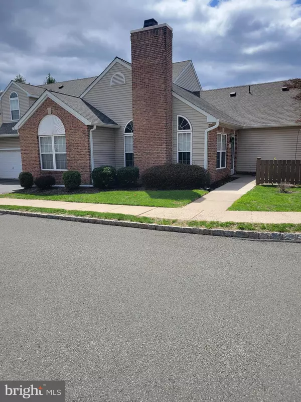 43 WOOLSEY CT, Pennington, NJ 08534