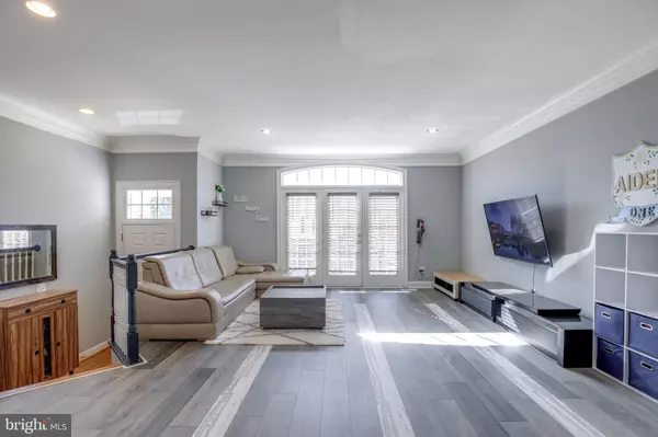 Gainesville, VA 20155,6907 STANWICK SQ