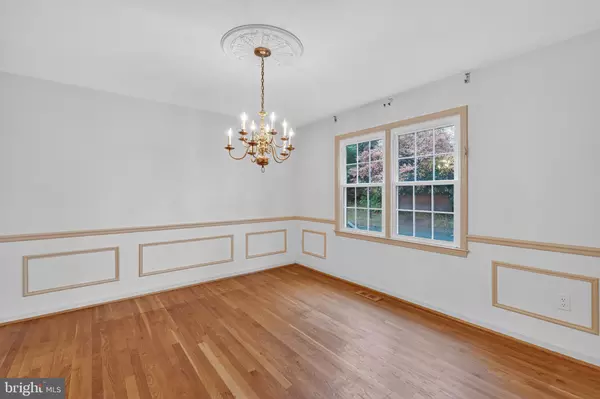 Mclean, VA 22102,7416 HALLCREST