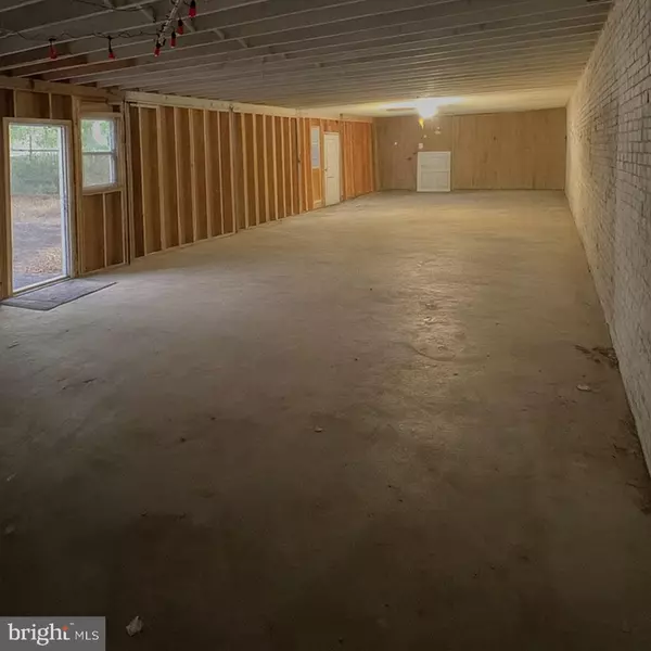 Philadelphia, PA 19120,4841 N 6TH ST