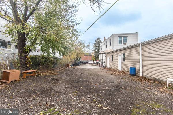 Philadelphia, PA 19120,4841 N 6TH ST