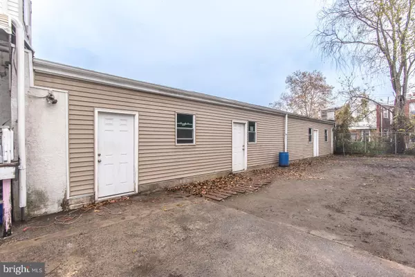 Philadelphia, PA 19120,4841 N 6TH ST