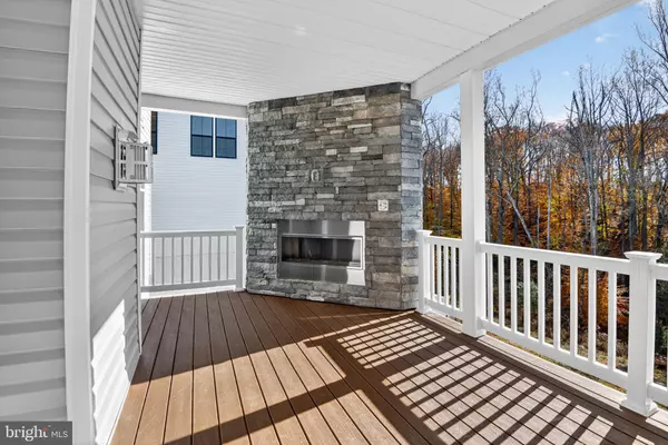 Bowie, MD 20716,15917 HYDE PARK PL